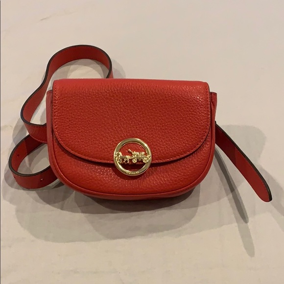 Authentic Coach Belt Bag in red leather - Picture 1 of 11